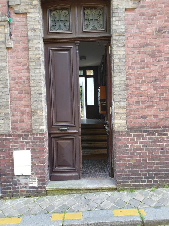 Lodge De La Gare Vue Cathedrale Rouen Bagian luar foto